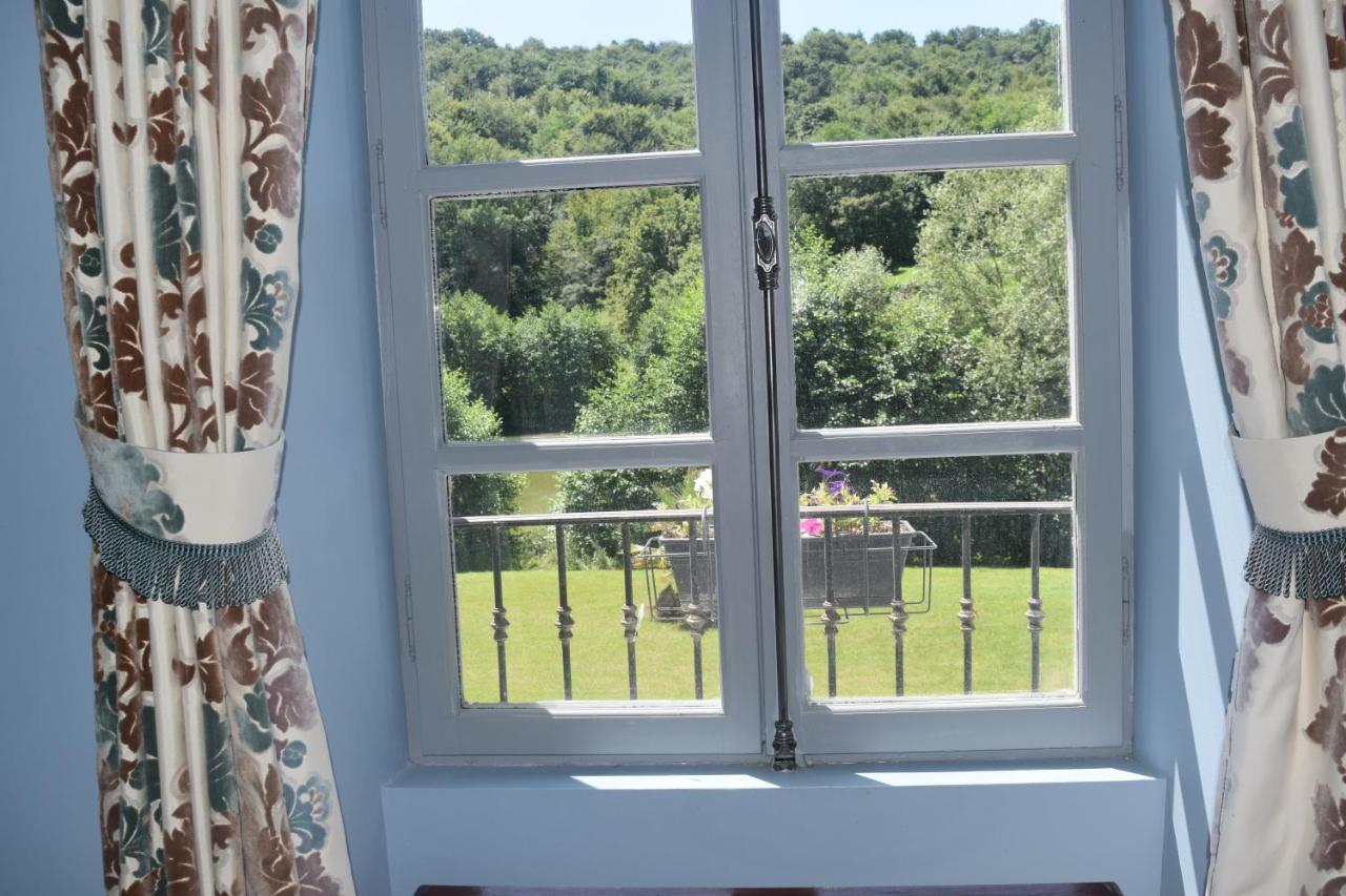 Chateau Roquehort Avec Ev Recharge Point 22Kw Monein Exteriör bild