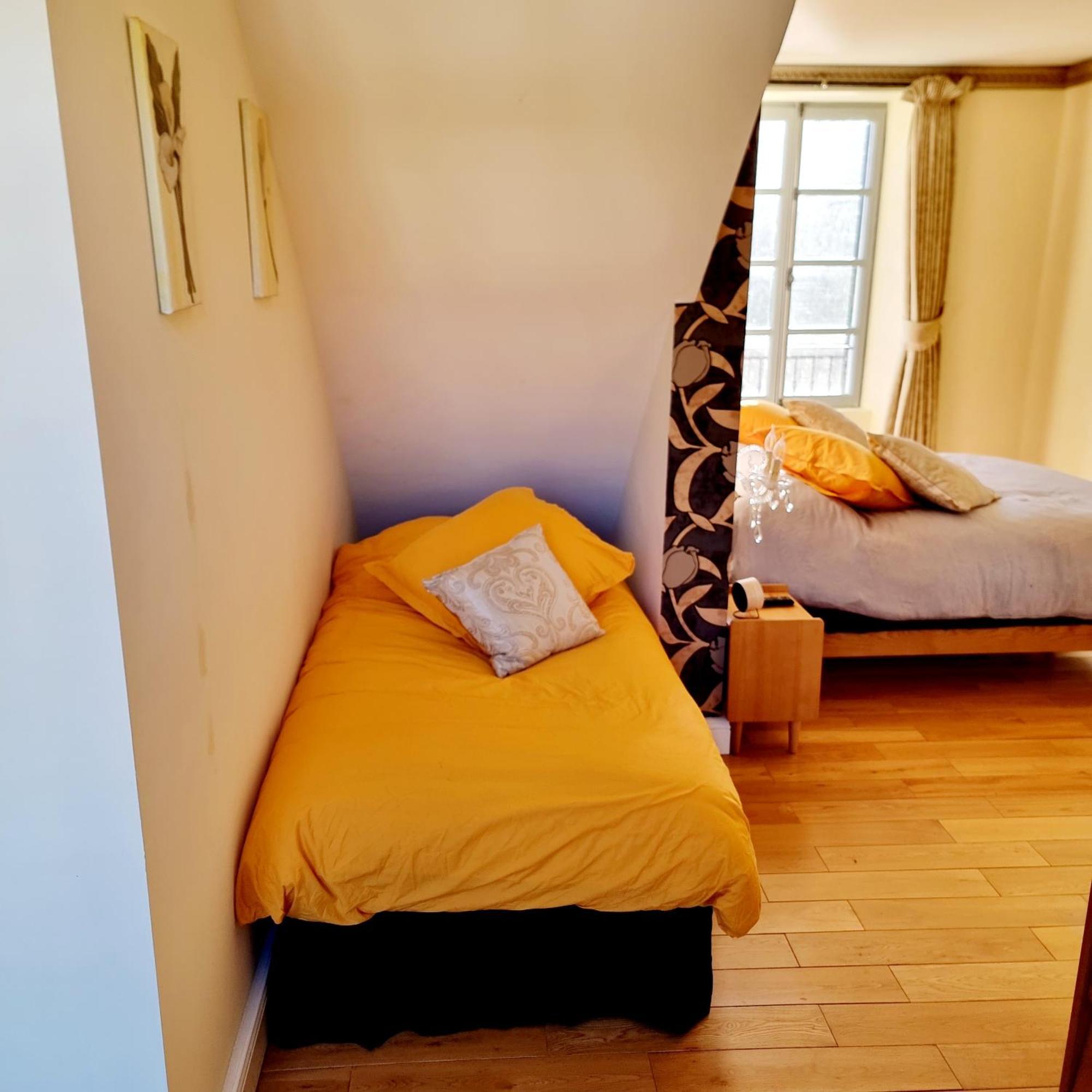 Chateau Roquehort Avec Ev Recharge Point 22Kw Monein Rum bild